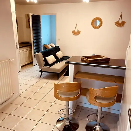 L 'escapade Atlantique Apartment *